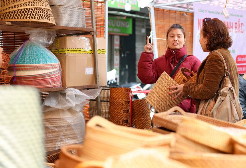 Đậm chất Tết cổ truyền tại không gian văn hóa 'Tết phố' Phùng Hưng - Ảnh 6.