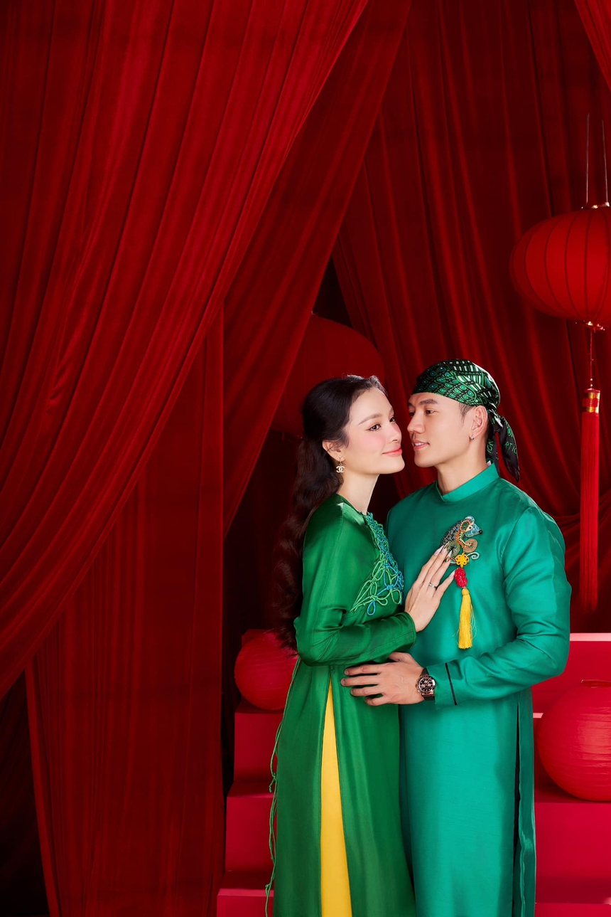 Gia đình Phương Trinh Jolie đầm ấm bên nhau ngày Tết, không có chuyện phân bì con riêng con chung - Ảnh 1.