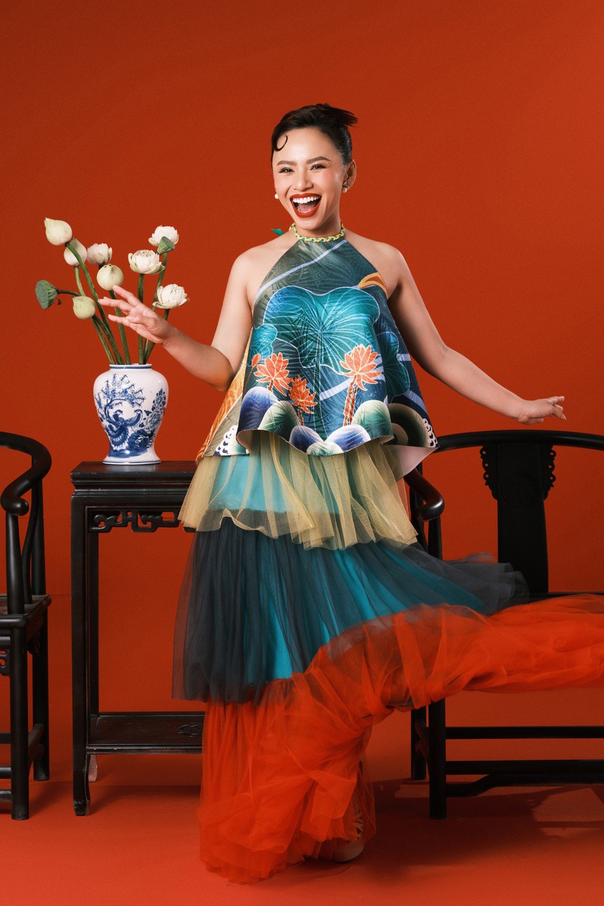 Dàn sao "Gặp lại chị bầu" rạng rỡ trong bộ ảnh Tết - Ảnh 4.