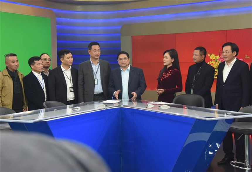 Thủ tướng chúc Tết cán bộ, phóng viên các cơ quan thông tấn, báo chí - Ảnh 7.