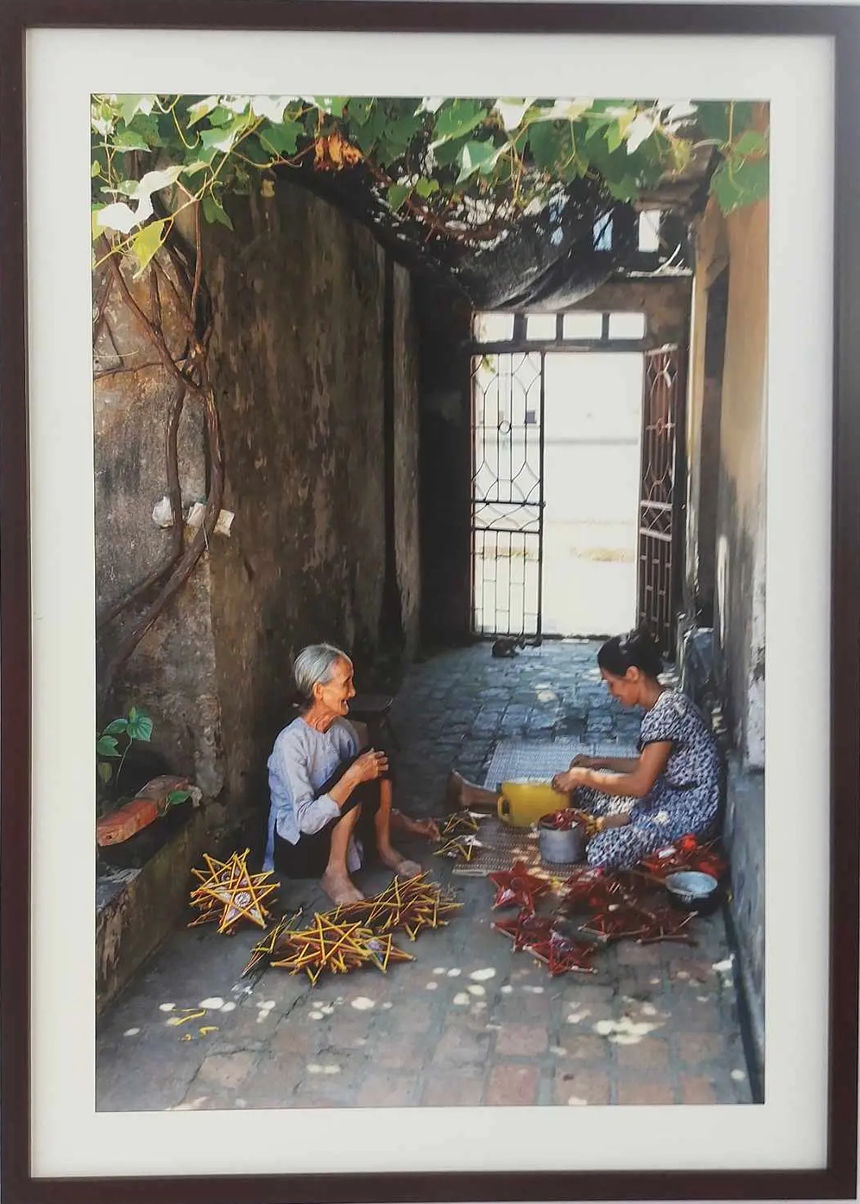 Lê Bích kể chuyện tình mẫu tử bằng triển lãm 'Mẹ yêu con' - Ảnh 6.