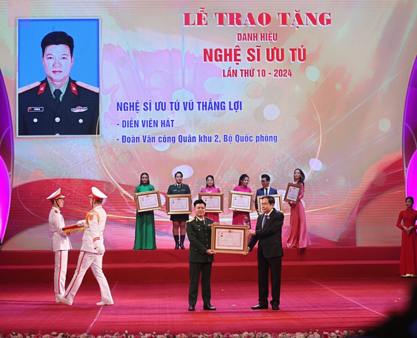 NSƯT Vũ Thắng Lợi: Áp lực và động lực cống hiến - Ảnh 4.