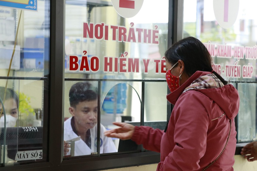 Bộ Y tế đề xuất có thêm gói bảo hiểm y tế bổ sung - Ảnh 1.
