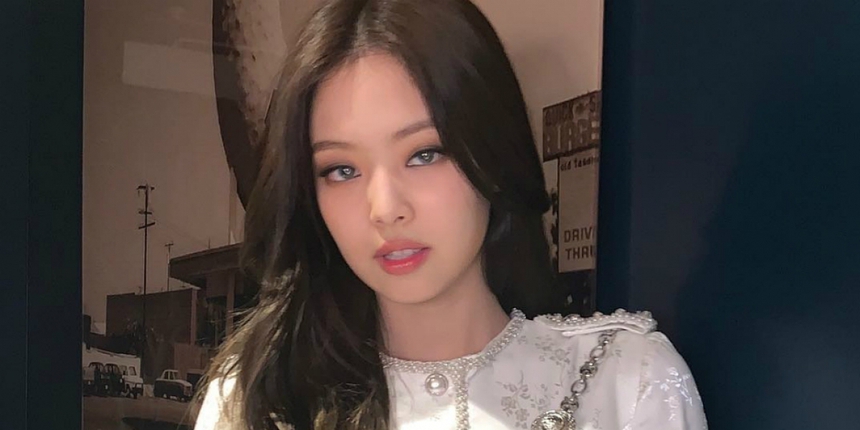 Sự nghiệp solo của Jennie Blackpink phát triển mạnh sau khi rời YG - Ảnh 3.