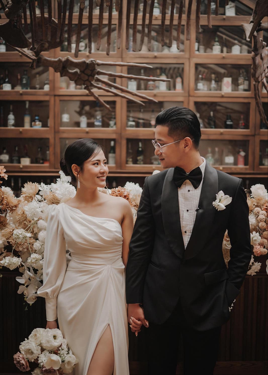 Việt Hoa: 'Bóng hồng' của màn ảnh Việt với chuyện tình đẹp như mơ - Ảnh 8. Việt Hoa: 'Bóng hồng' của màn ảnh Việt với chuyện tình đẹp như mơ - Ảnh 8.