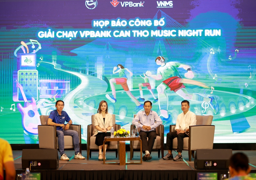 Đất Tây Đô tưng bừng Ngày hội thể thao và âm nhạc - Ảnh 1.