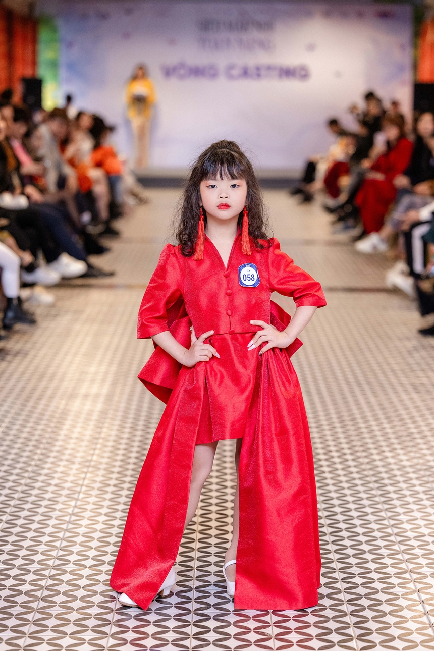 Khởi động vòng casting cuộc thi Siêu mẫu nhí toàn năng 2024 - Ảnh 4.