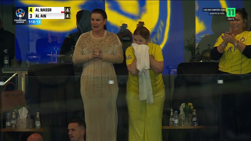 Ronaldo bật khóc trong ngày đi vào lịch sử nhưng vẫn bị loại ở C1 châu Á - Ảnh 9.