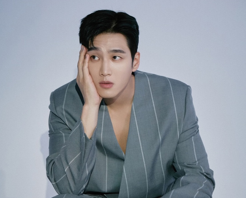 Phim mới của Ahn Bo Hyun thành công rực rỡ hậu chia tay Jisoo Blackpink - Ảnh 1.