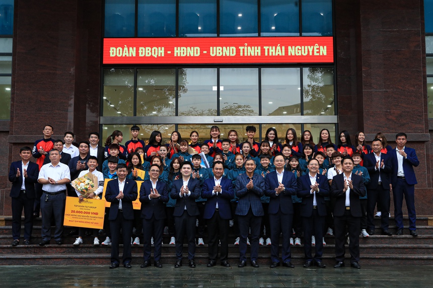 CLB bóng đá nữ Thái Nguyên T&T chiêu mộ Quả bóng vàng nữ Việt Nam 2023 - Ảnh 5. CLB bóng đá nữ Thái Nguyên T&T chiêu mộ Quả bóng vàng nữ Việt Nam 2023 - Ảnh 5.