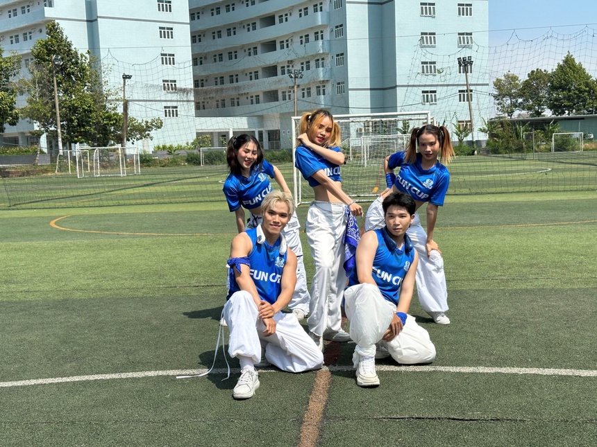 Ấn tượng với ca khúc cực hot của VSoul trong dịp chào mừng ngày khai mạc giải bóng đã "Trao Fun Cup cho nhà vô địch" 2024 - Ảnh 5.
