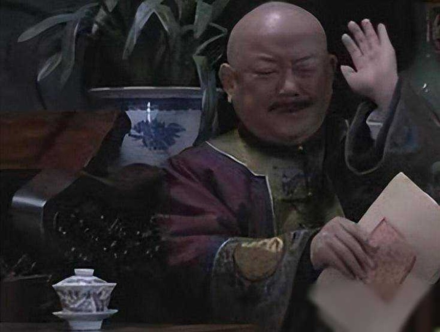 (Bài đăng Chủ nhật) 'Hòa thân' Vương Cương hạnh phúc viên mãn với cuộc hôn nhân thứ ba bên vợ trẻ kém 20 tuổi - Ảnh 1.