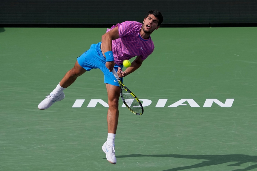 Alcaraz bảo vệ thành công chức vô địch BNP Paribas Open: Lên đỉnh nhờ những cú forehand - Ảnh 1.