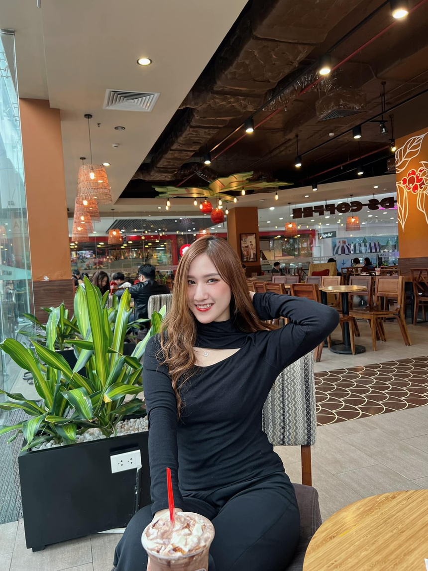 VĐV GenZ bán lạp xưởng, gây sốt với bộ sưu tập hơn 50 huy chương - Ảnh 7.