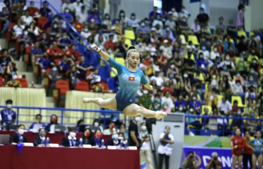 4 HLV ở tuyển nữ TDDC bị cho thôi việc sau vụ VĐV Phạm Như Phương tố bị 'cắt phế' tiền thưởng - Ảnh 2. 4 HLV ở tuyển nữ TDDC bị cho thôi việc sau vụ VĐV Phạm Như Phương tố bị 'cắt phế' tiền thưởng - Ảnh 2.