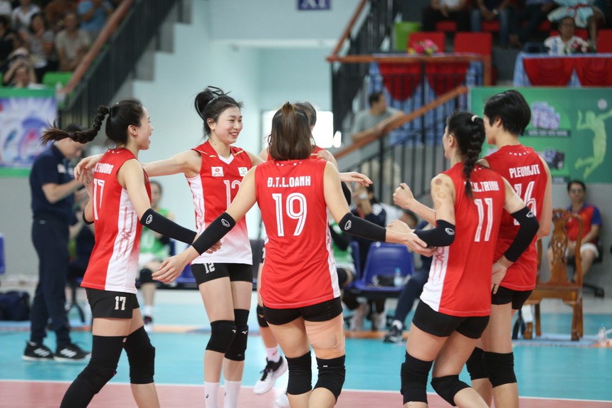 Bích Tuyền phải đối mặt với Kiều Trinh và Pleumjit (số 14) ở cúp Hùng Vương ngày 11/4/2024