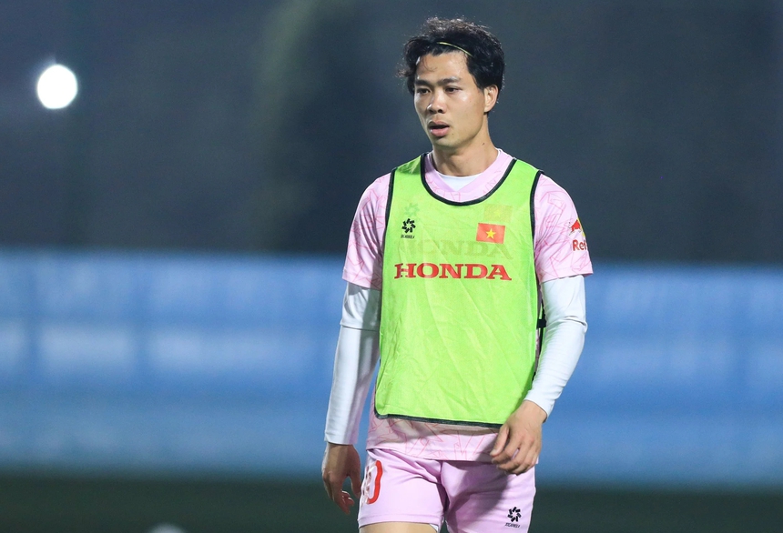 Công Phượng trở về Nhật Bản điều trị chấn thương - Ảnh 2.