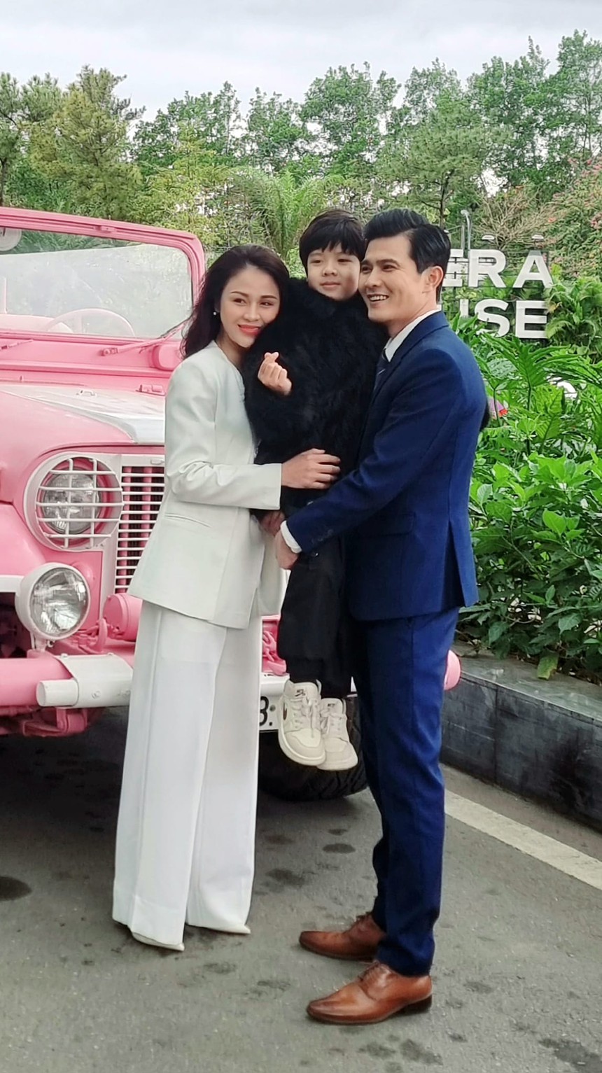 Khán giả phản ứng với vai diễn 'khốn nạn' của Quang Sự trong 'Trạm cứu hộ trái tim' - Ảnh 2. Khán giả phản ứng với vai diễn 'khốn nạn' của Quang Sự trong 'Trạm cứu hộ trái tim' - Ảnh 2.