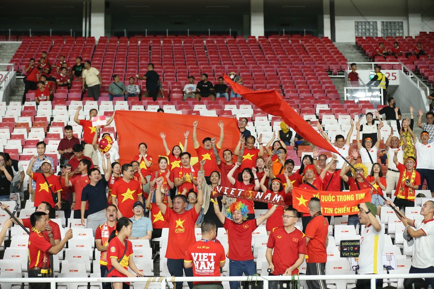 TRỰC TIẾP bóng đá Indonesia vs Việt Nam (0-0): Hoàng Đức, Đình Bắc đá chính, Tiến Linh dự bị - Ảnh 4.