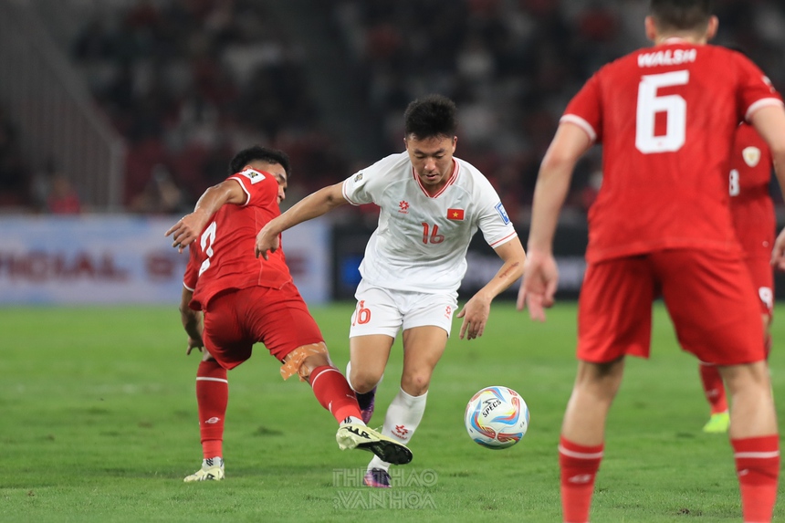 HLV Troussier: ‘Chúng tôi sẽ không từ bỏ, đội tuyển Việt Nam không đầu hàng’ - Ảnh 3.