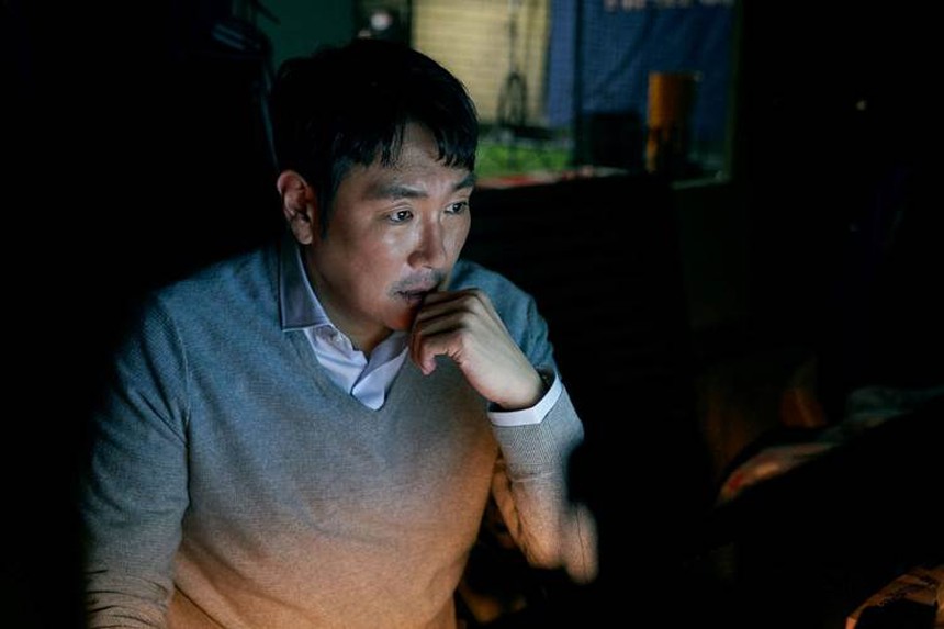 'Người chết trở về' - Màn kết hợp đỉnh cao của những sao Hàn gạo cội - Ảnh 2. 'Người chết trở về' - Màn kết hợp đỉnh cao của những sao Hàn gạo cội - Ảnh 2.