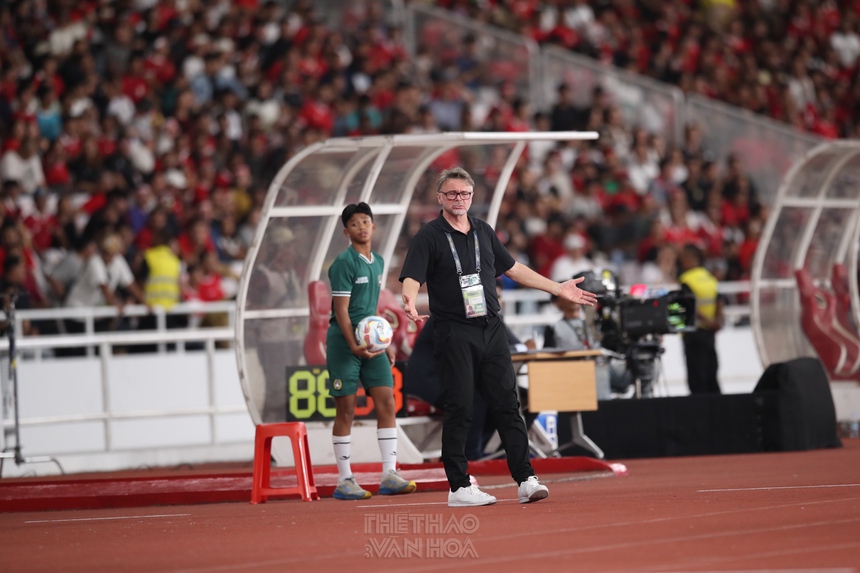 Minh Trọng mắc lỗi tai hại, ĐT Việt Nam nhận kết cục đáng tiếc trên sân của Indonesia - Ảnh 7.