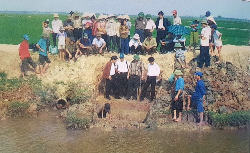Tìm về trang phục thời Đông Sơn (kỳ 2): Truy tìm cội nguồn nguyên liệu vải sợi Đông Sơn - Ảnh 1.