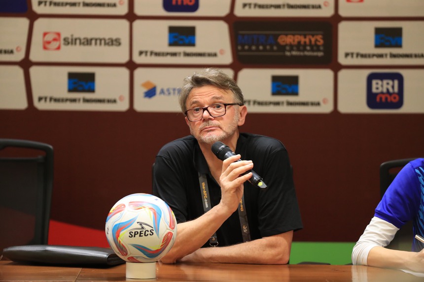 HLV Troussier: ‘Chúng tôi sẽ không từ bỏ, đội tuyển Việt Nam không đầu hàng’ - Ảnh 2.