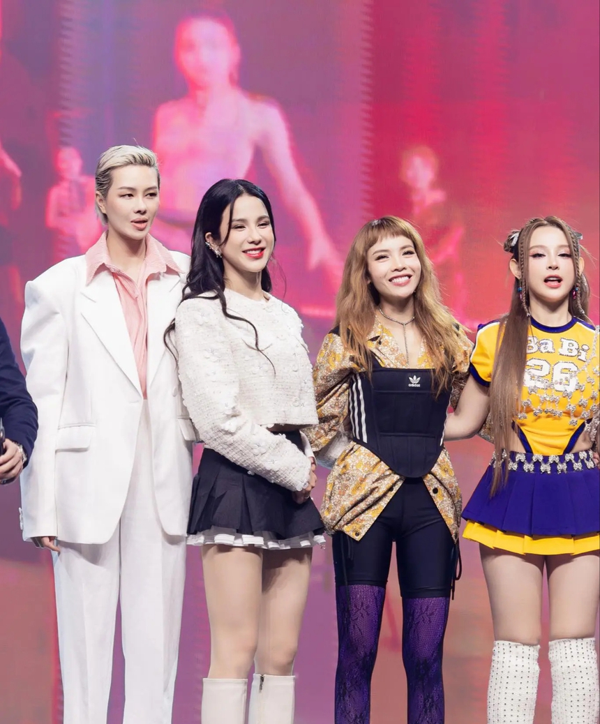 'Chị đẹp đạp gió rẽ sóng' thông báo lập nhóm nhạc, danh tính thành viên gây tò mò - Ảnh 3.