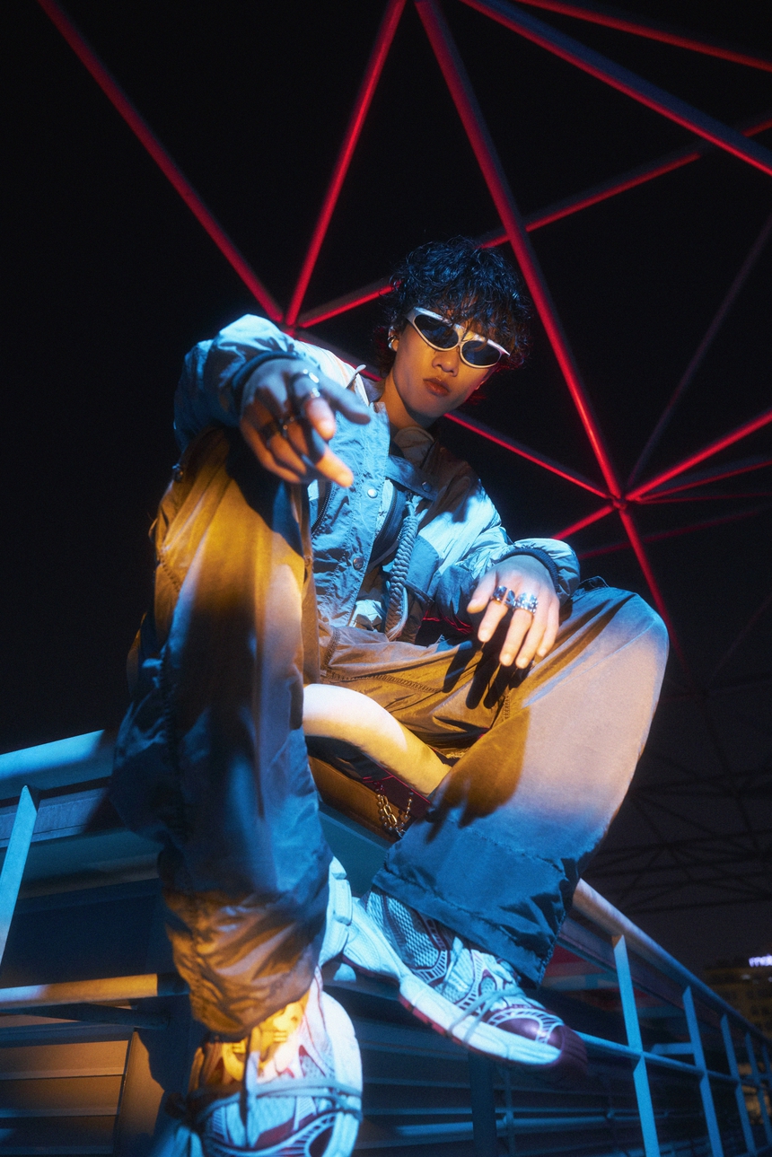 Hoaprox kết hợp K-391: Cú bắt tay lịch sử của nhạc điện tử Việt - Ảnh 2.