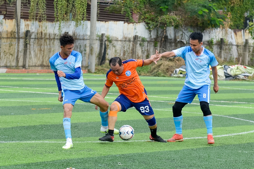 Tưng bừng Ngày hội bóng đá phong trào TP.HCM - Ảnh 1.