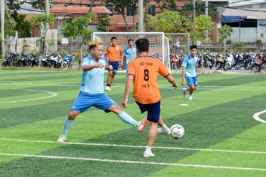 Tưng bừng Ngày hội bóng đá phong trào TP.HCM - Ảnh 2.