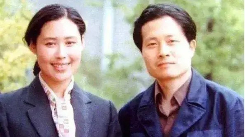 Tư Cầm Cao Oa: Một Võ Tắc Thiên uy nghi trên màn ảnh, ngoài đời nếm đủ cay đắng - Ảnh 6. Tư Cầm Cao Oa: Một Võ Tắc Thiên uy nghi trên màn ảnh, ngoài đời nếm đủ cay đắng - Ảnh 6.