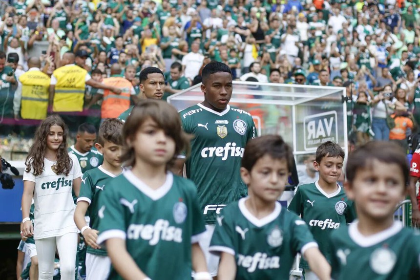 Endrick: Người được sinh ra từ trái bóng - Ảnh 1.