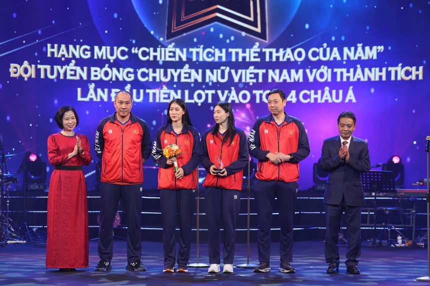 Giải Cống hiến lần 18 năm 2024: Dấu ấn người trẻ, dấu ấn Olympic  - Ảnh 1.