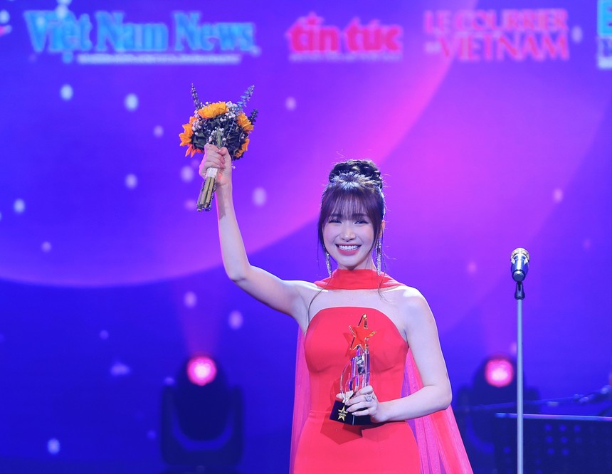 Lễ trao giải Cống hiến 2024: Gương mặt trẻ chiếm ưu thế - Ảnh 4.