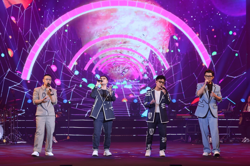 TRỰC TIẾP Lễ trao Giải Cống hiến lần 18 năm 2024 tại Nhà hát Lớn Hà Nội - Ảnh 6.