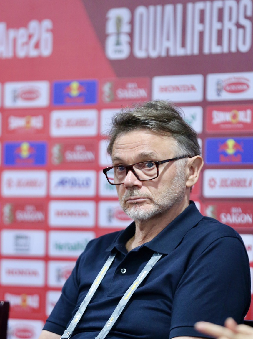 Tin nóng thể thao 27/3: Hé lộ tiền đền bù của HLV Troussier, ĐT Việt Nam bị trừ nhiều điểm nhất thế giới - Ảnh 2. Tin nóng thể thao 27/3: Hé lộ tiền đền bù của HLV Troussier, ĐT Việt Nam bị trừ nhiều điểm nhất thế giới - Ảnh 2.