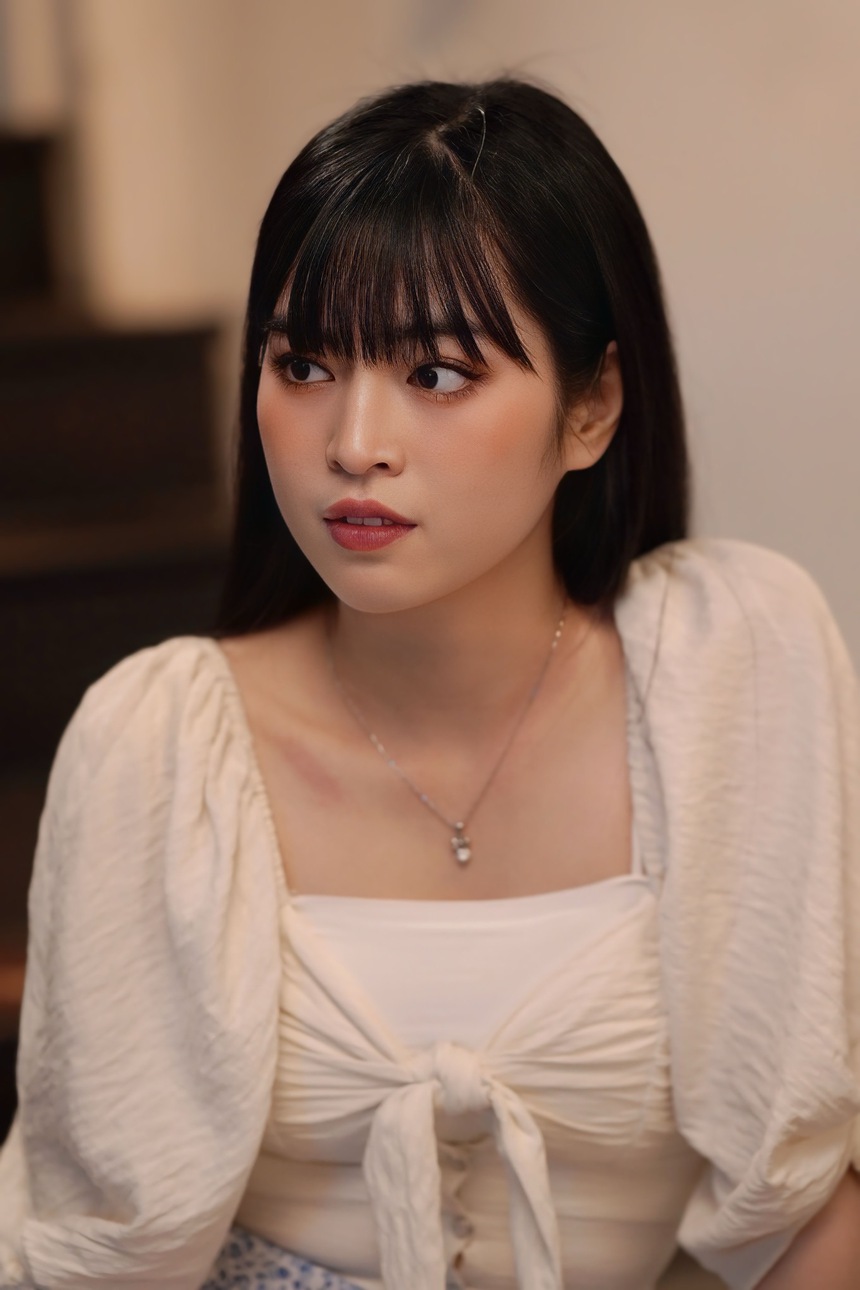 Khánh Vân thoát hình tượng ngây thơ, lần đầu đóng cảnh nóng - Ảnh 1. Khánh Vân thoát hình tượng ngây thơ, lần đầu đóng cảnh nóng - Ảnh 1.