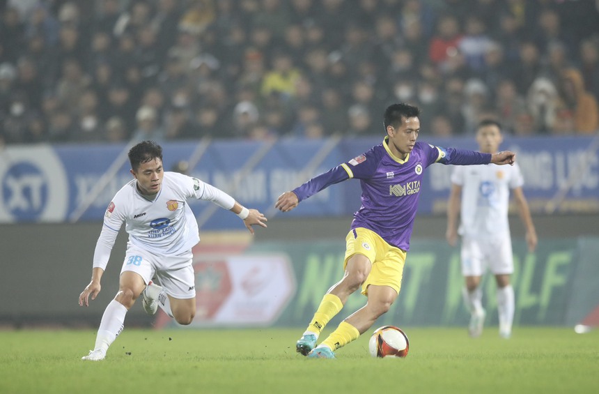 Vòng 14 Night Wolf V-League 2023/24: Hà Nội FC đo tham vọng Nam Định - Ảnh 1. Vòng 14 Night Wolf V-League 2023/24: Hà Nội FC đo tham vọng Nam Định - Ảnh 1.