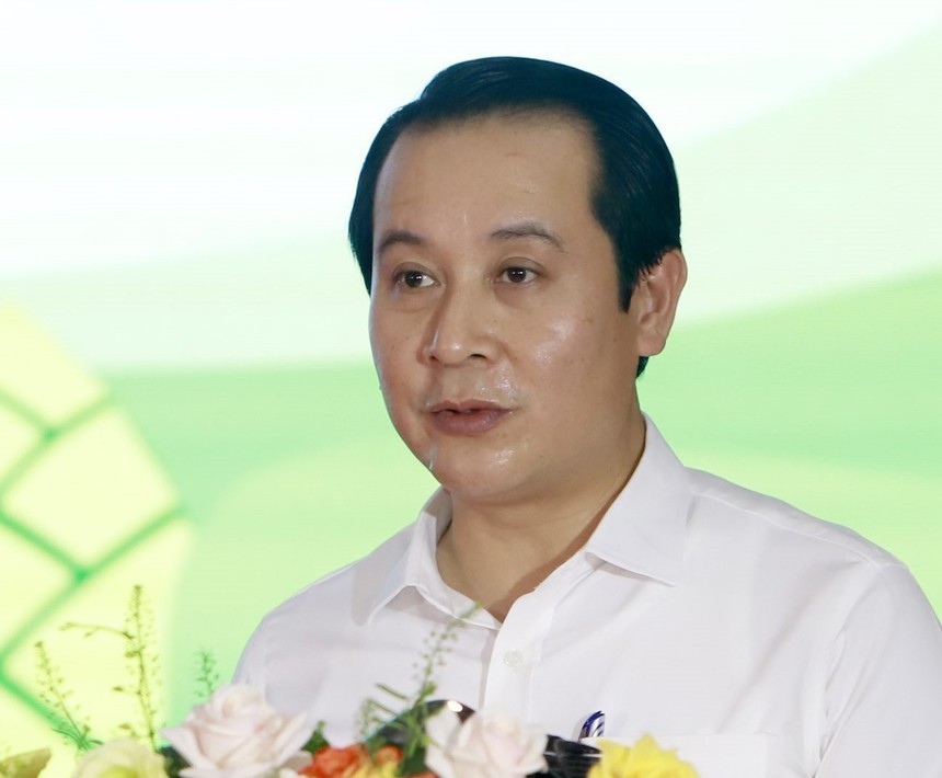 Khởi tố nguyên Bí thư Tỉnh ủy Quảng Ngãi Lê Viết Chữ và Phó Bí thư Thường trực Tỉnh ủy Vĩnh Phúc Phạm Hoàng Anh - Ảnh 2.