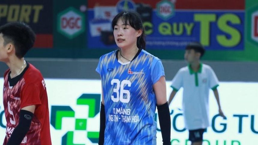 Bình Điền Long An muốn chiêu mộ ngoại binh, một cầu thủ Trung Quốc được nhắc tên - Ảnh 2.