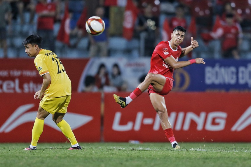 V-League cần được tôn trọng nhiều hơn - Ảnh 1. V-League cần được tôn trọng nhiều hơn - Ảnh 1.