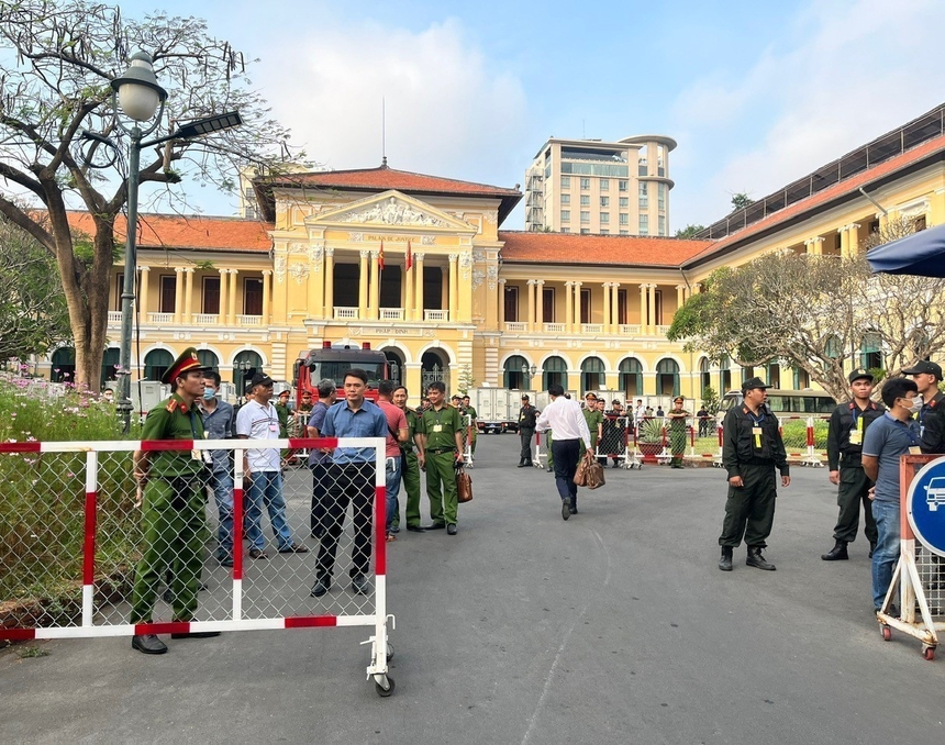 Xét xử sơ thẩm vụ án xảy ra tại Tập đoàn Vạn Thịnh Phát, Ngân hàng SCB - Ảnh 1.