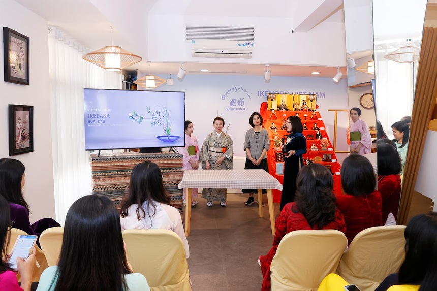 Nữ công đoàn viên Thông tấn xã Việt Nam và các hoạt động hưởng ứng Ngày Quốc tế Phụ nữ 8/3 - Ảnh 6. Nữ công đoàn viên Thông tấn xã Việt Nam và các hoạt động hưởng ứng Ngày Quốc tế Phụ nữ 8/3 - Ảnh 6.