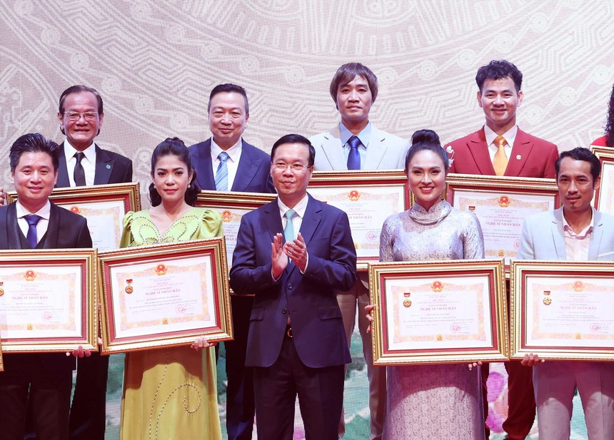 Danh hiệu cao quý của Nhà nước tạo động lực để nghệ sỹ tận tâm cống hiến - Ảnh 2. Danh hiệu cao quý của Nhà nước tạo động lực để nghệ sỹ tận tâm cống hiến - Ảnh 2.
