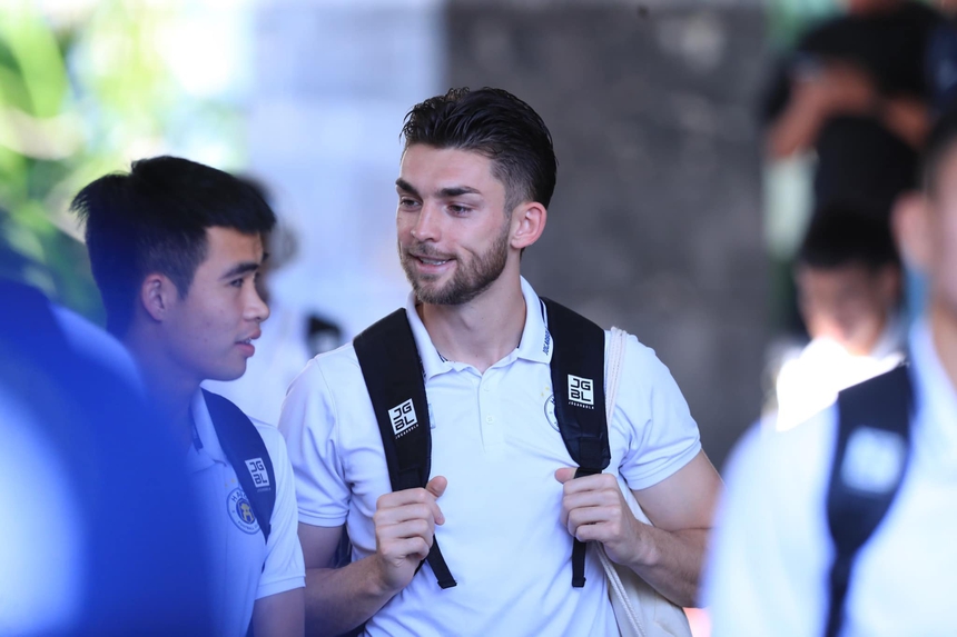 CLB Hà Nội thông báo thay đổi ngoại binh - Ảnh 3. CLB Hà Nội thông báo thay đổi ngoại binh - Ảnh 3.