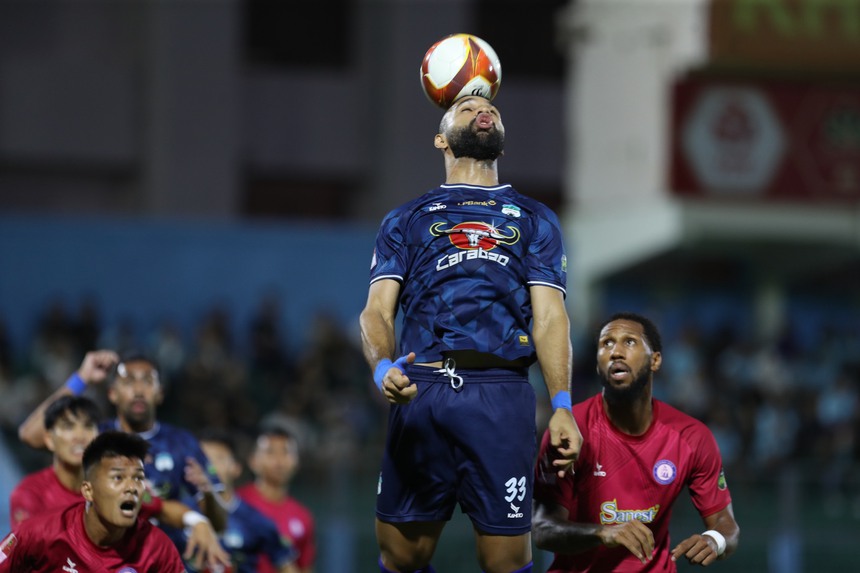 Chuyên gia Đoàn Minh Xương: “Nỗ lực tìm đường thoát hiểm” - Ảnh 1.