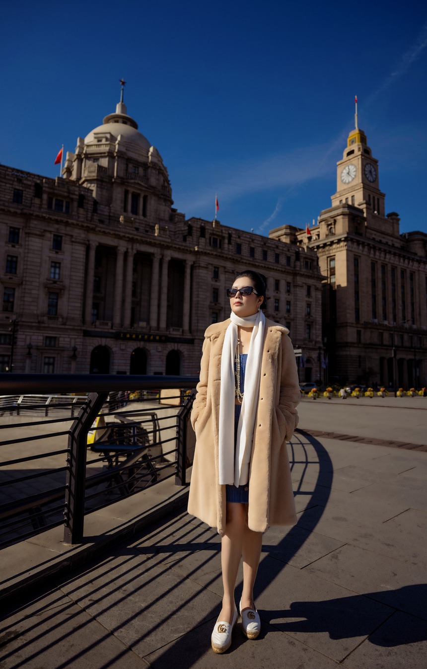 Đinh Hiền Anh tung bộ ảnh mới, tiết lộ loạt dự án âm nhạc năm 2024 - Ảnh 2.