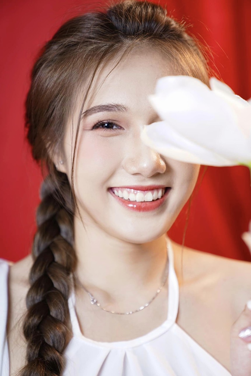 ‘Tiên nữ’ bóng chuyền triển vọng hàng đầu Việt Nam gây sốt với nhan sắc lai tây, được ca ngợi ‘ăn đứt’ cả Kiều Trinh - Ảnh 10.